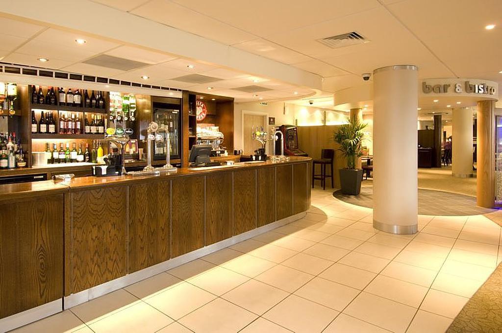 Premier Inn Manchester Airport Runger Lane South — Photos 1